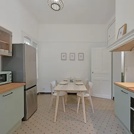 Appartement Le Banastier - Ac Clim - Wi-fi - Palais Des Papes A 200m *